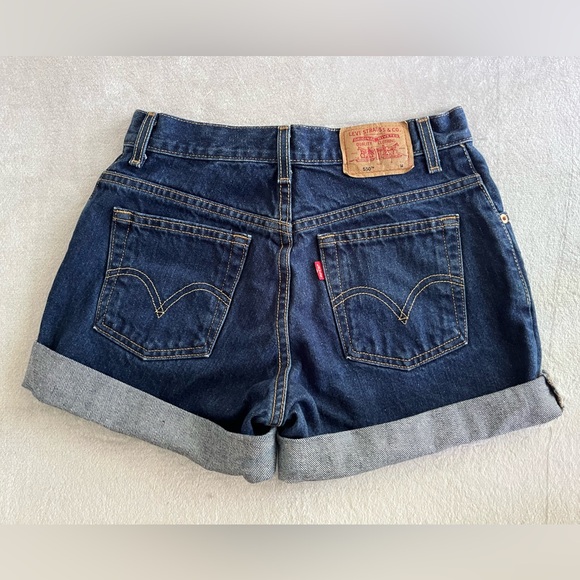 Vintage Levi's Classic Relaxed 550 Jean Cut Off Shorts- Size 6 - Picture 3 of 6